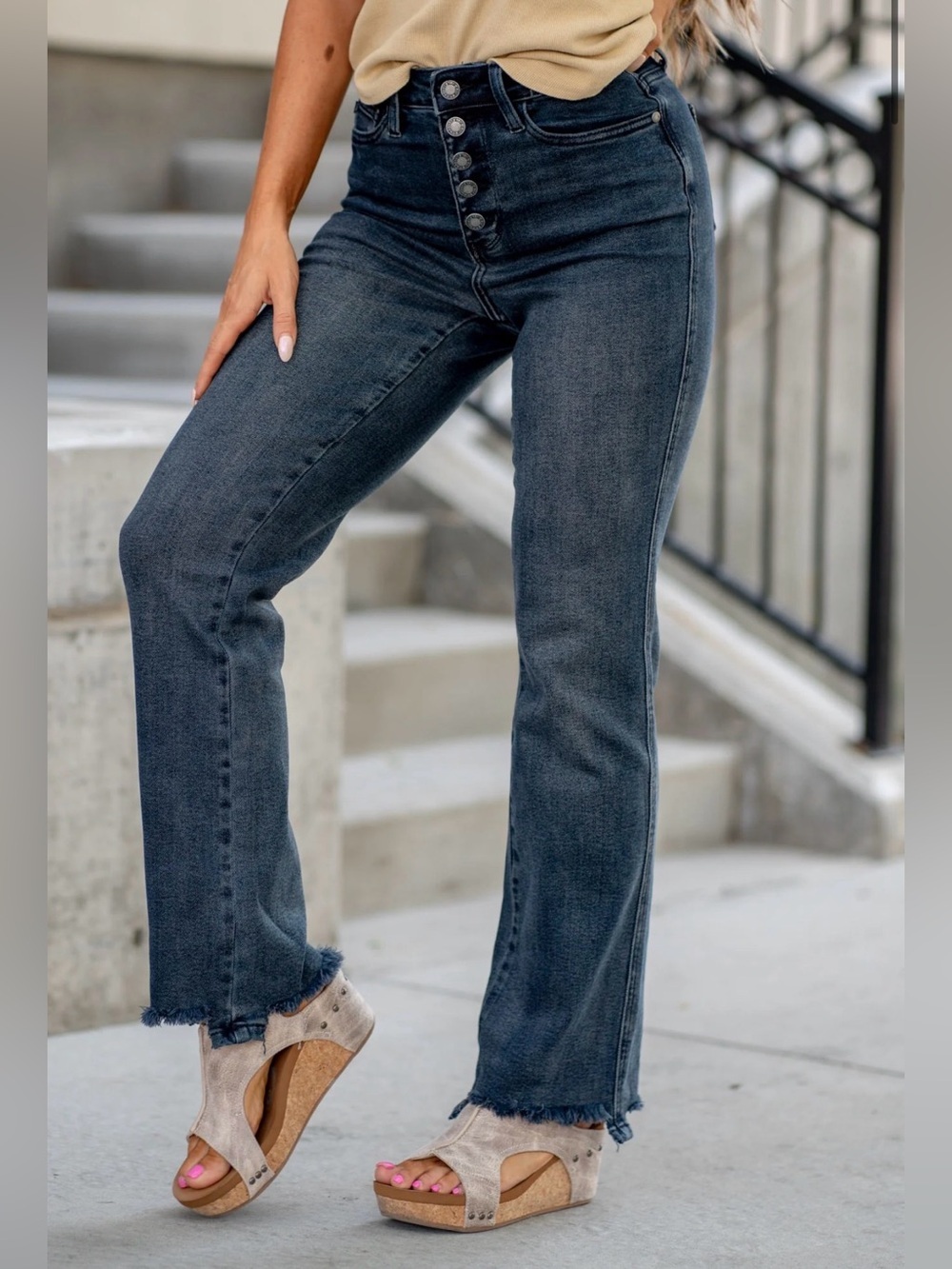 Judy Blue Best Day Button Fly High Rise Straight Leg Jeans Blue Distressed 13/31
